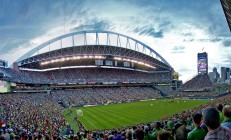 开云体育官方网站-赛道与球场，F1街道赛焦点战与灰熊力克辽宁队的双重视角