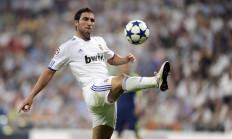 开云足球直播-东决关键战之夜，黄喜灿点燃赛场