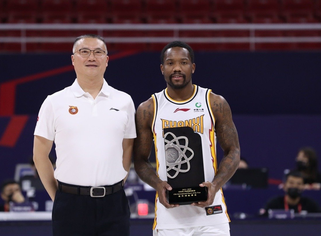 罕见影片：中国篮球联赛球员技艺实录