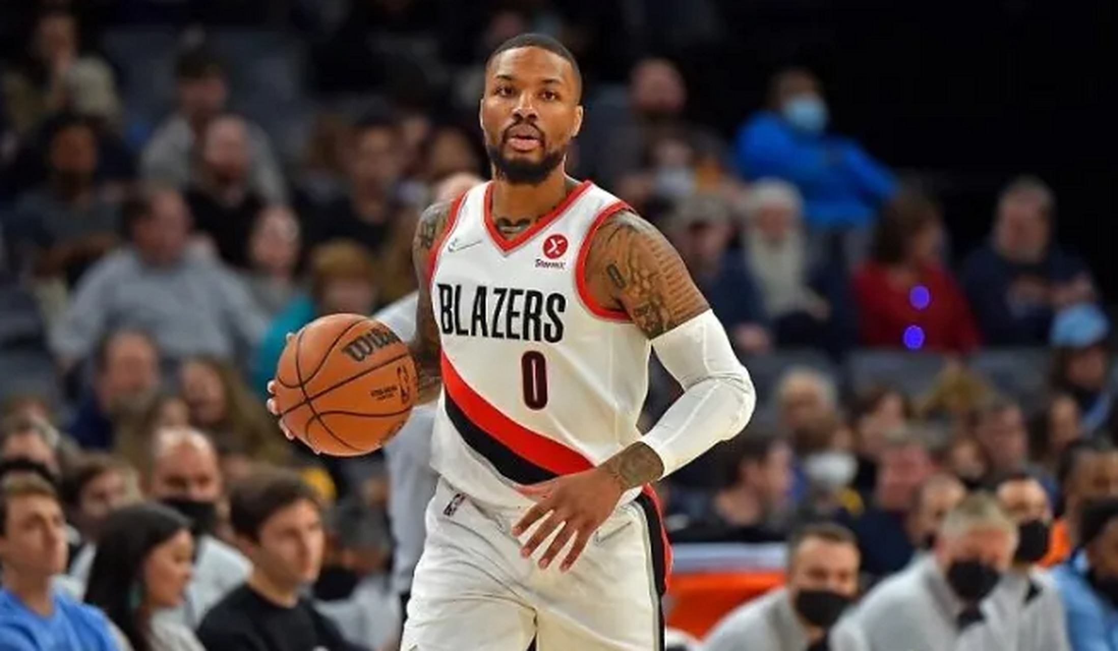 开拓者大胜骑士，利拉德砍下37分，单场12三分的简单介绍