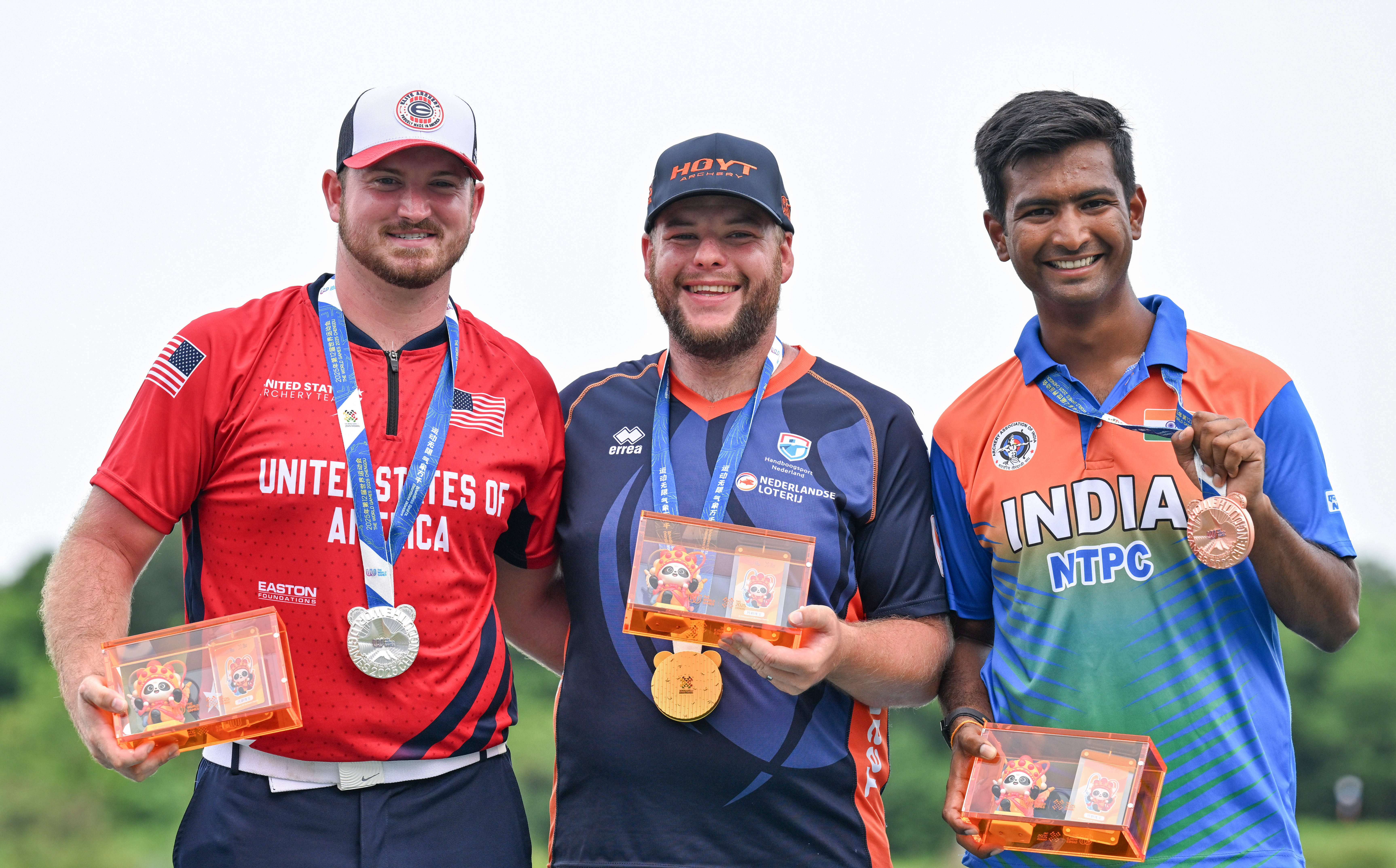 德国射箭选手准确命中，成为焦点人物的简单介绍