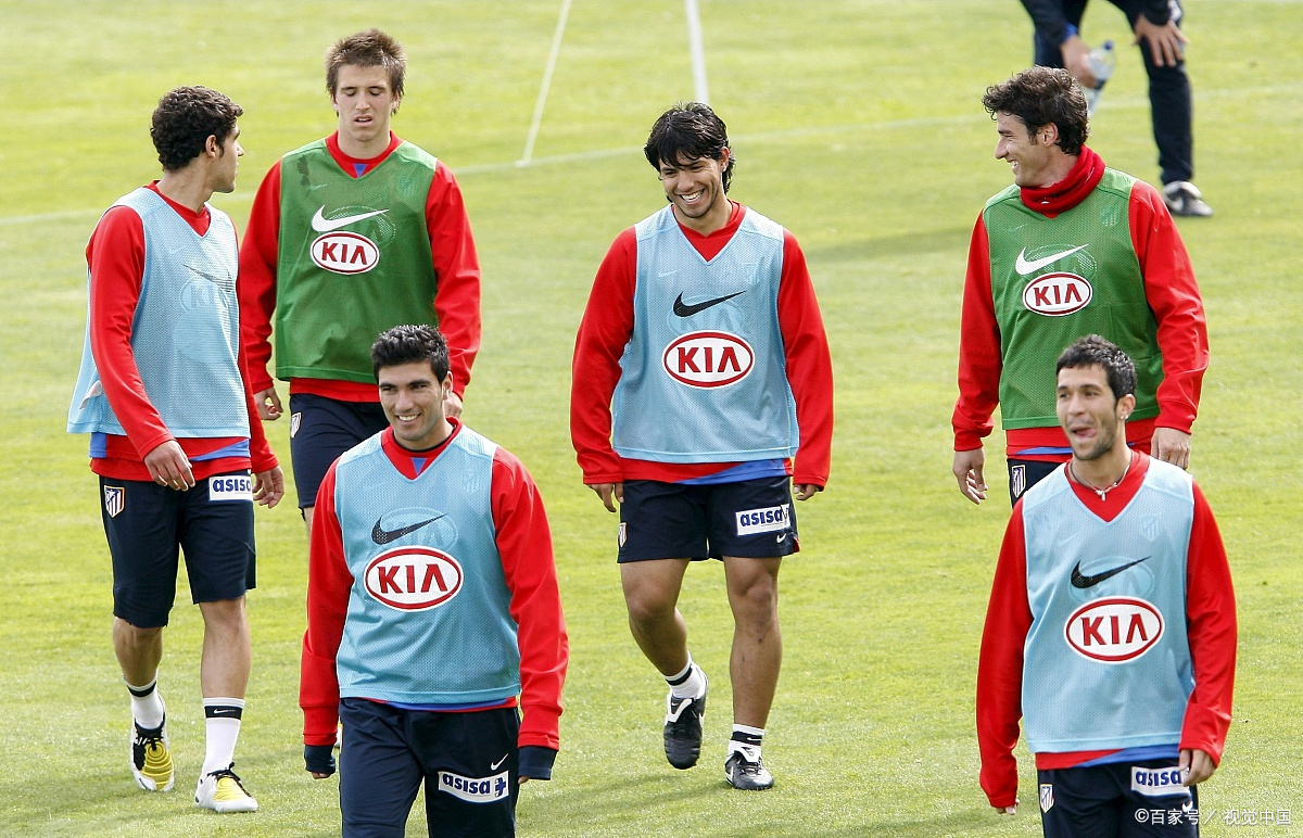 不莱梅进攻火力强劲，打破对手铁桶阵