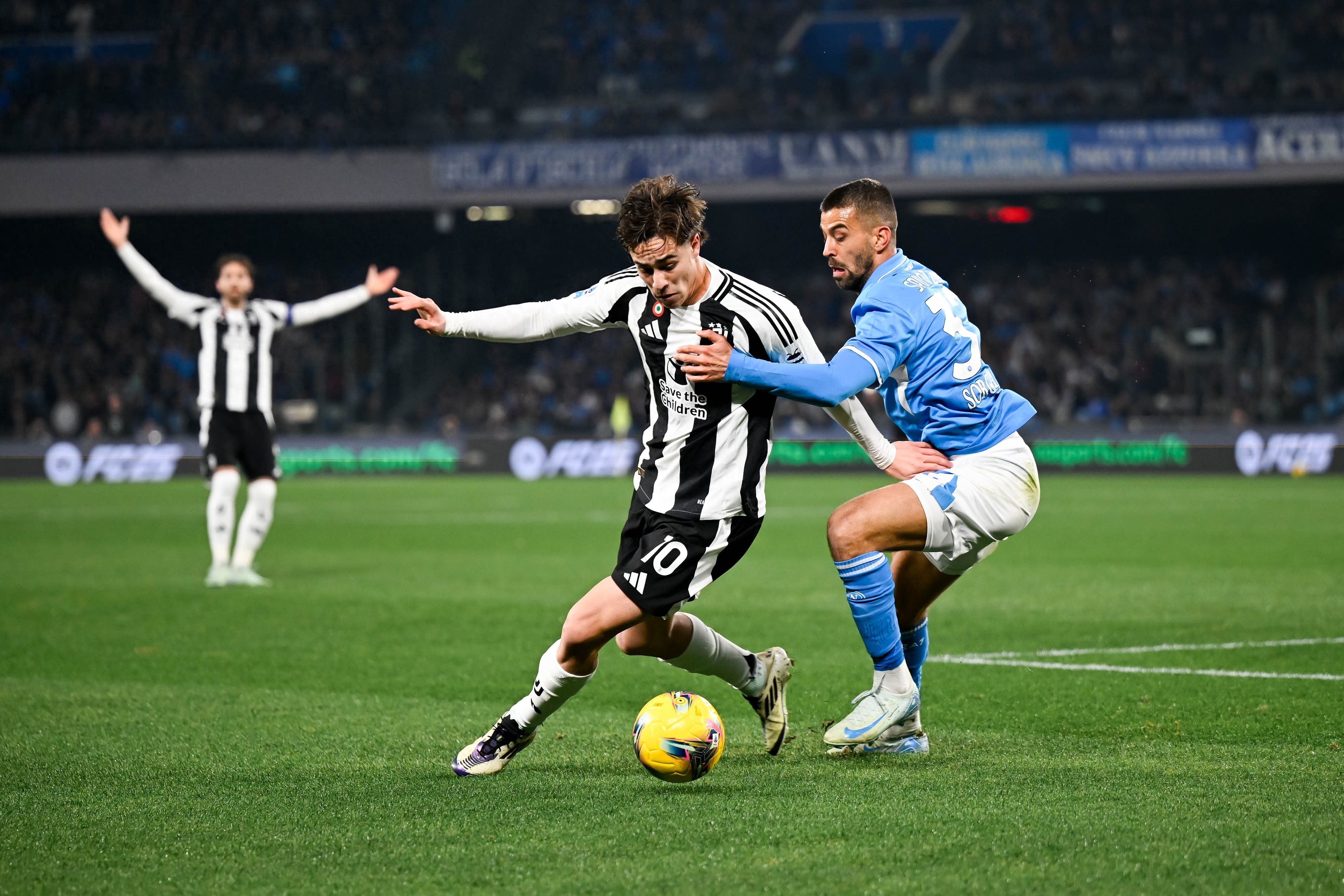 关于尤文图斯主场战胜阿贾克斯,晋级下一轮的信息 关于尤文图斯主场战胜阿贾克斯,晋级下一轮的信息