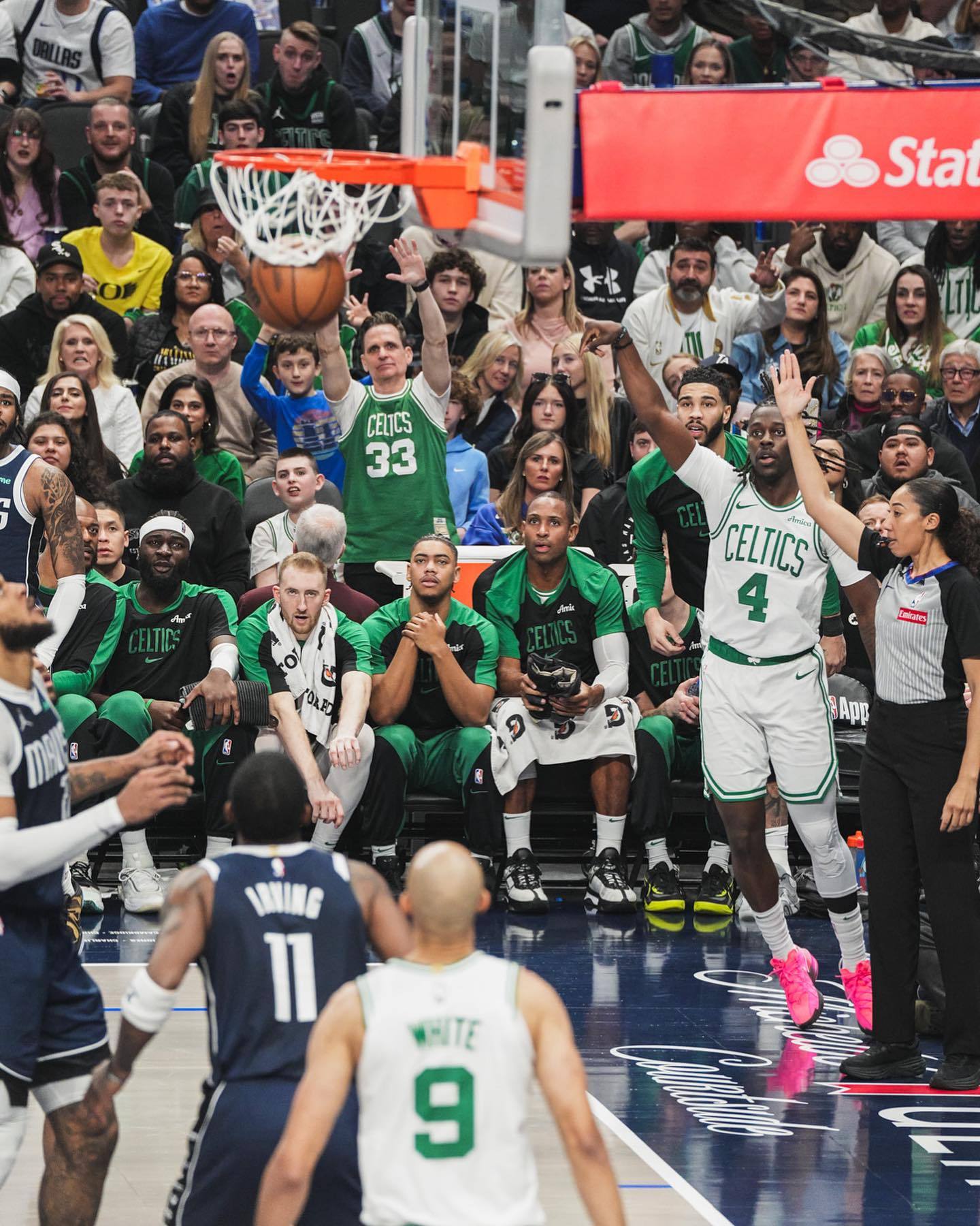 独行侠客场战胜魔术，取得胜利的简单介绍