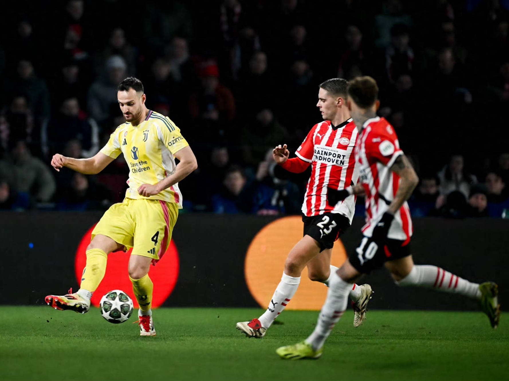 伯恩利客场一球小负,遭遇连败阴影的简单介绍 伯恩利客场一球小负,遭遇连败阴影的简单介绍