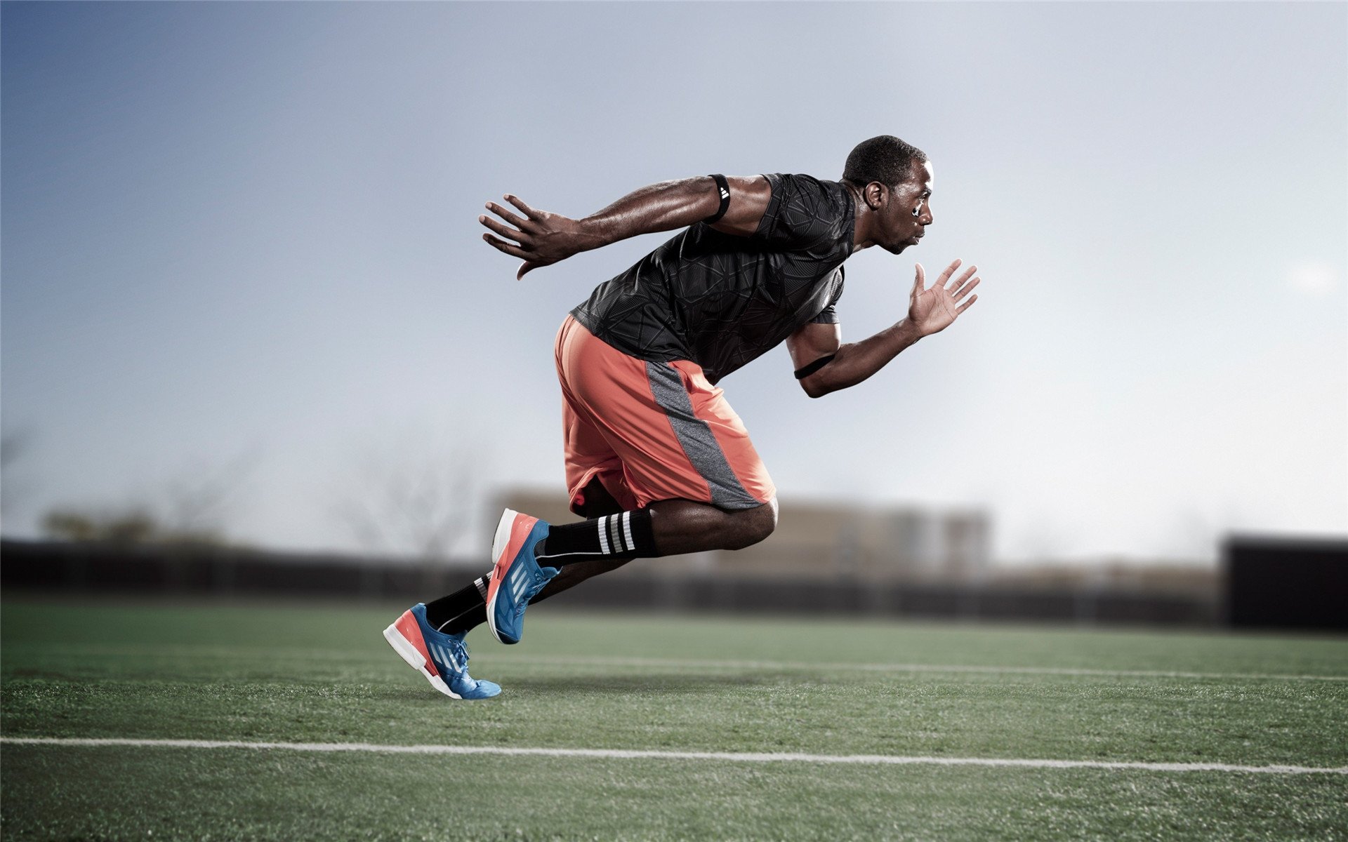 欧冠淘汰赛之夜，塔图姆关键战不手软