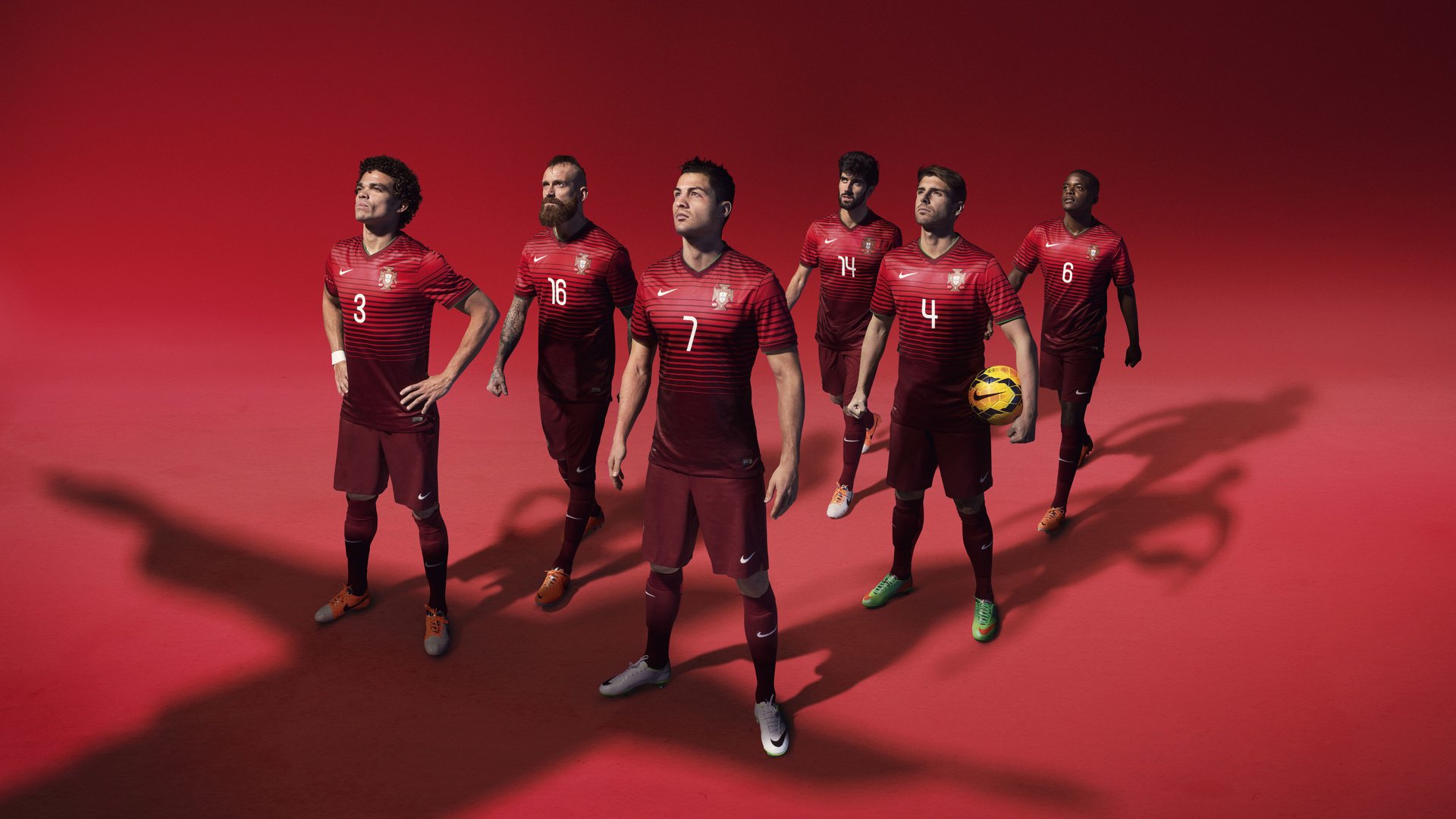 佛罗伦萨的节奏，安哥拉的掌控，李刚仁如何成为跨文化赛场的关键先生